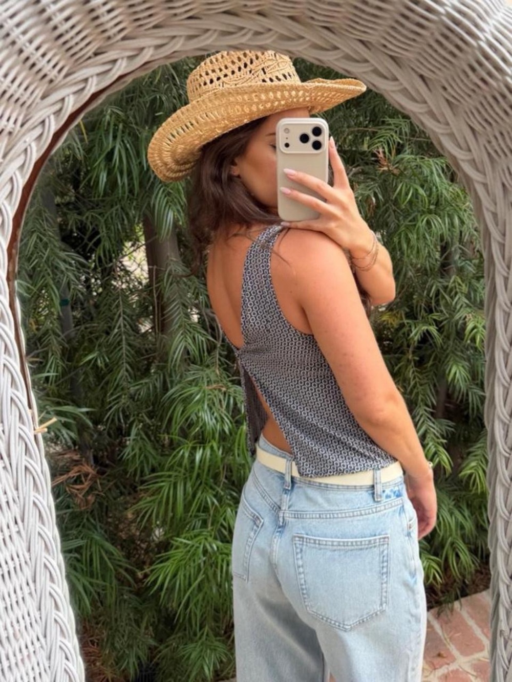 Brandy Melville white & black polka dot crop top / One size #summer #boho - Picture 4 of 5